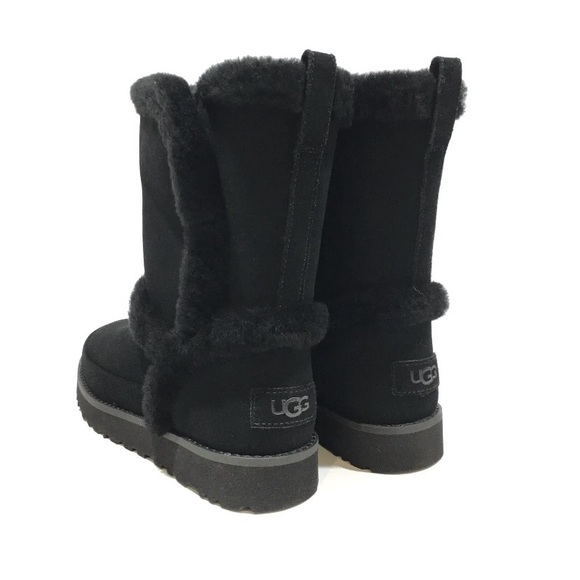 UGG Classic Black Mini Fluff Spill Seam Boot (9) S/N 1112500 🌴 - Picture 9 of 13
